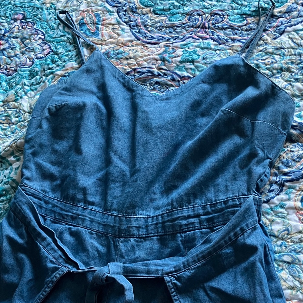 Newly added🌟 Derek Heart Light Blue Denim jumper - Picture 5 of 9